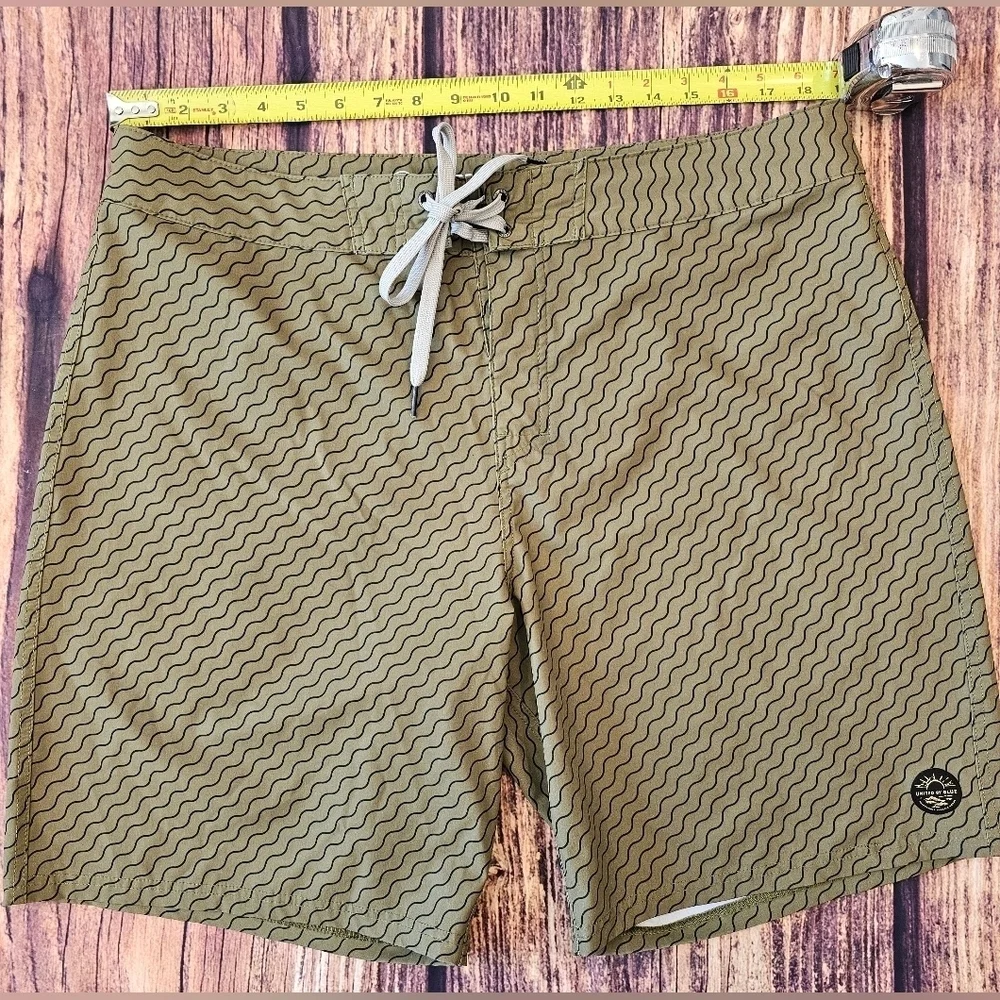 United By Blue Men’s Size 36 Quick Dry Sustainable Swim Shorts Trunks Boardshort